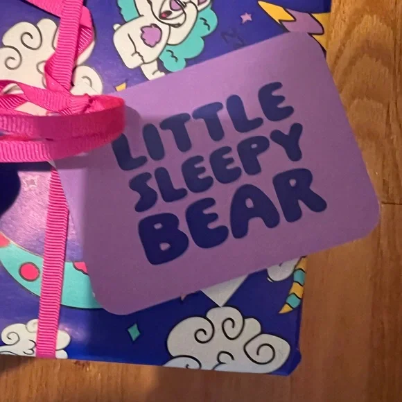 LUSH Sleepy Bear Bath Bomb and Body Lotion Set - Picture 2 of 5